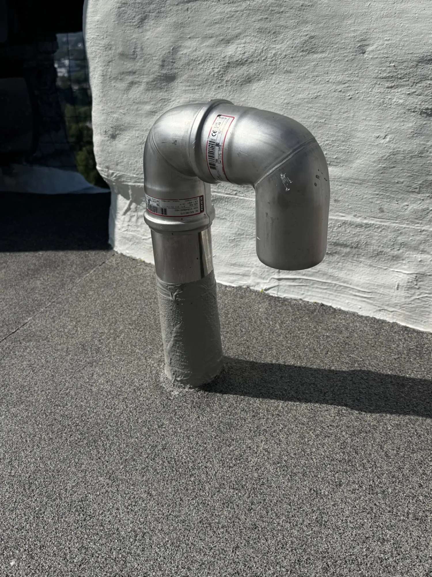 Pika Hermanni katuse roostevabast terasest kaabli läbiviik