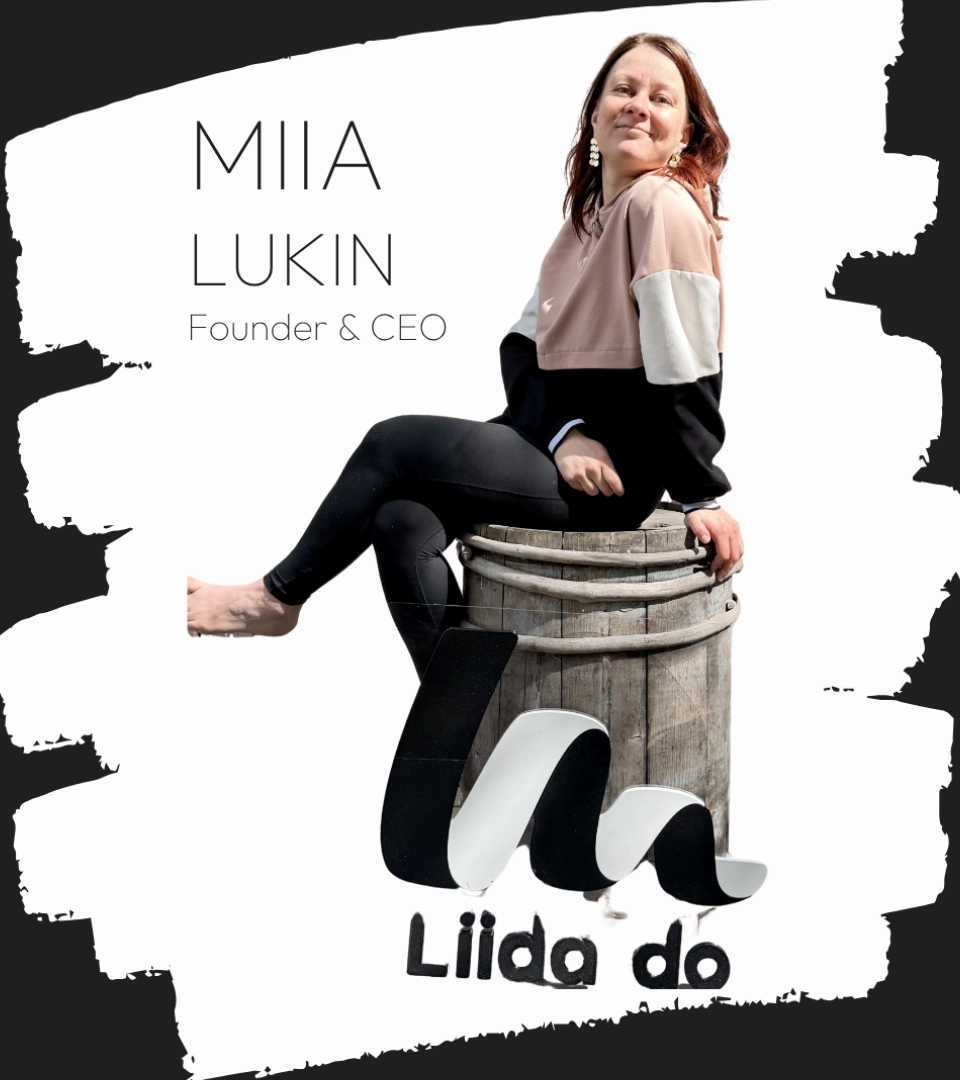 Miia Lukin Liida do perustaja istuu puisen tynnyrin päällä