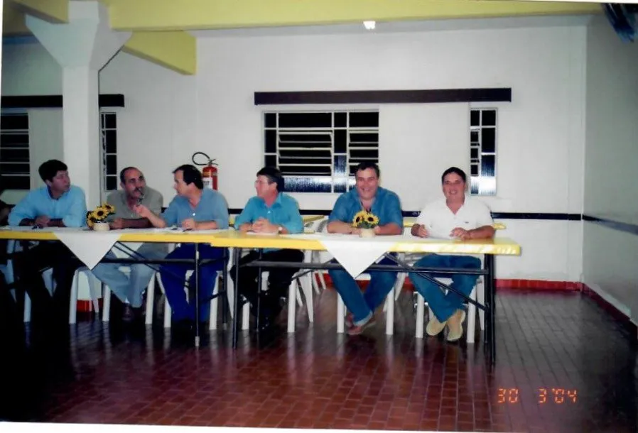 mesa responsavel no projeto social