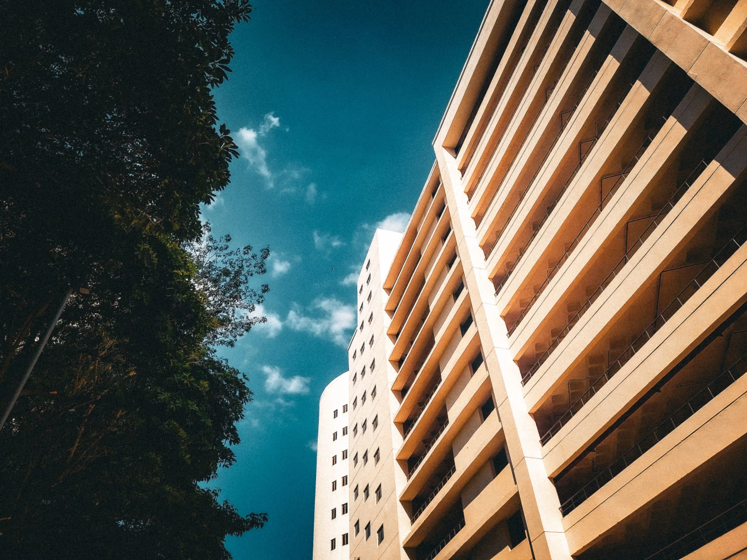 Nascente ou poente: qual o melhor posicionamento para comprar um apartamento?