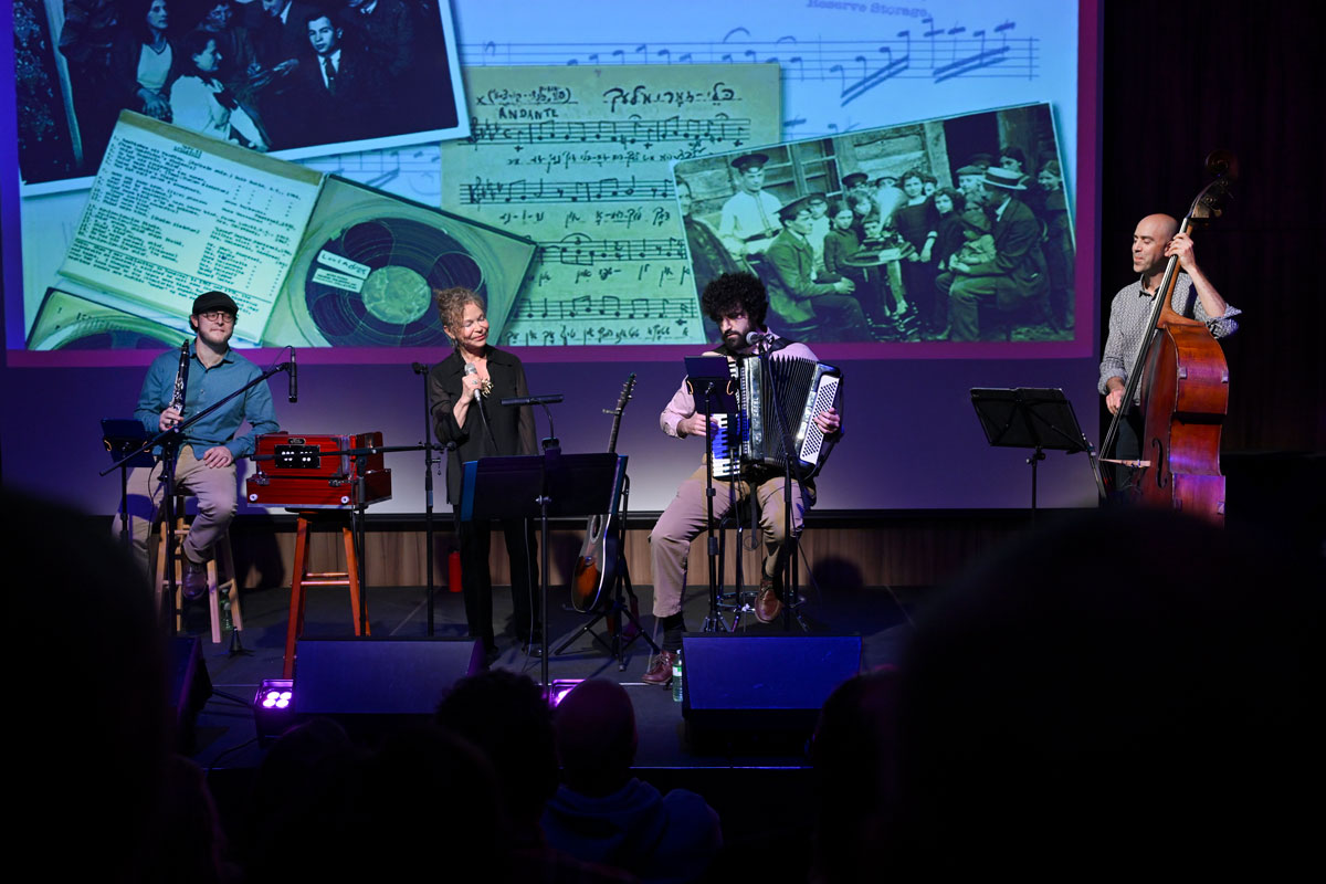 Yivo main stage thumb