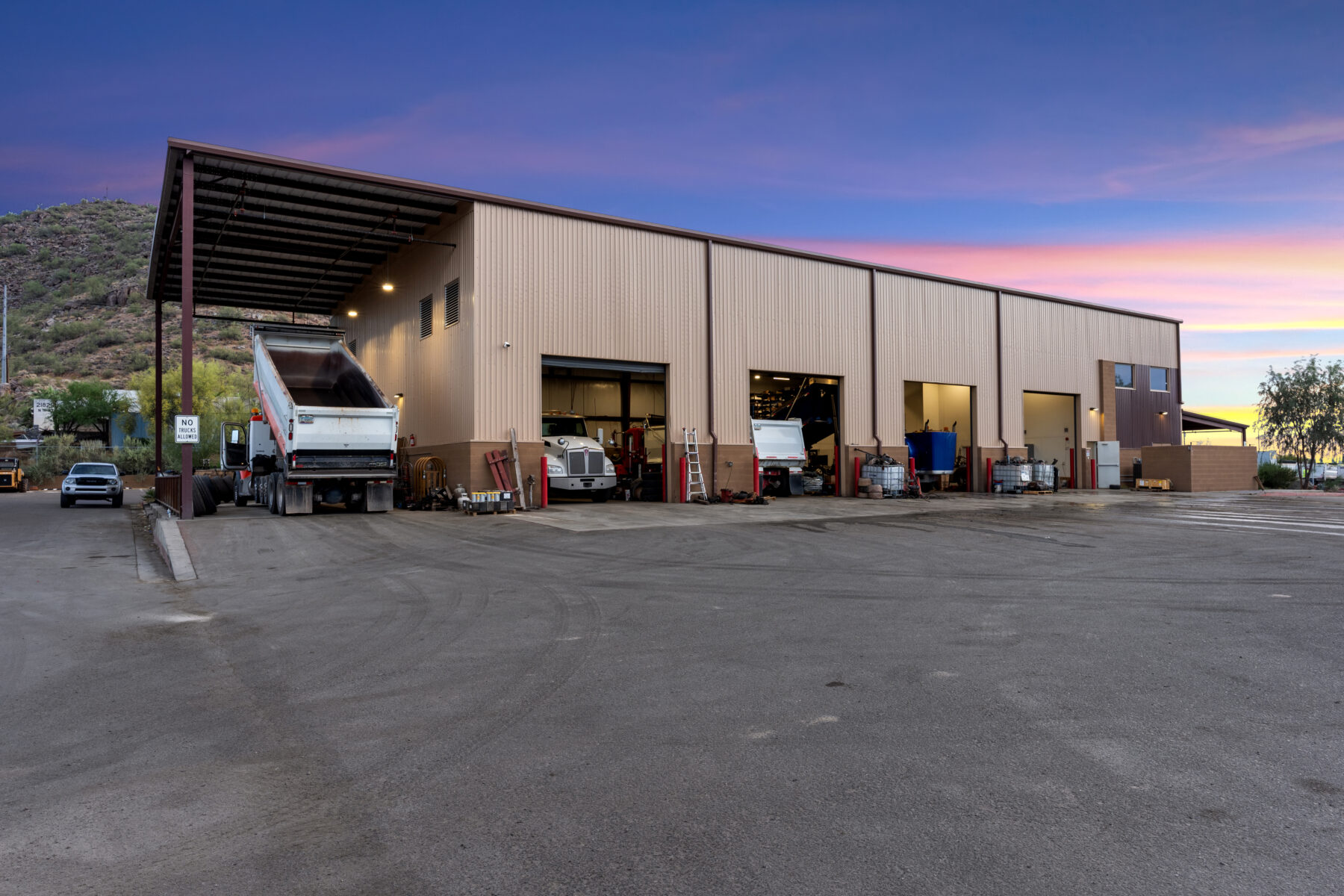 Trucking & Logistics