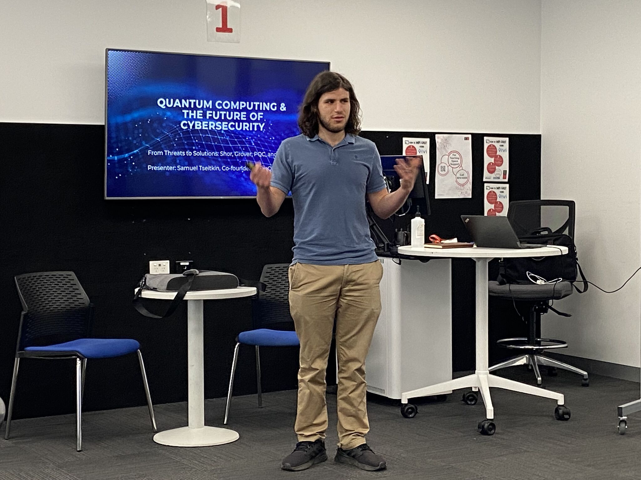 Samuel Tseitkin Giving a Guest Lecture