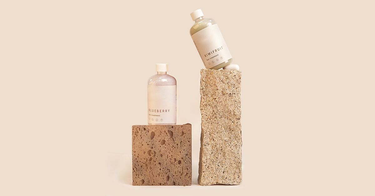 Contemporary still life summer trends for product photography to give your product listing a new look