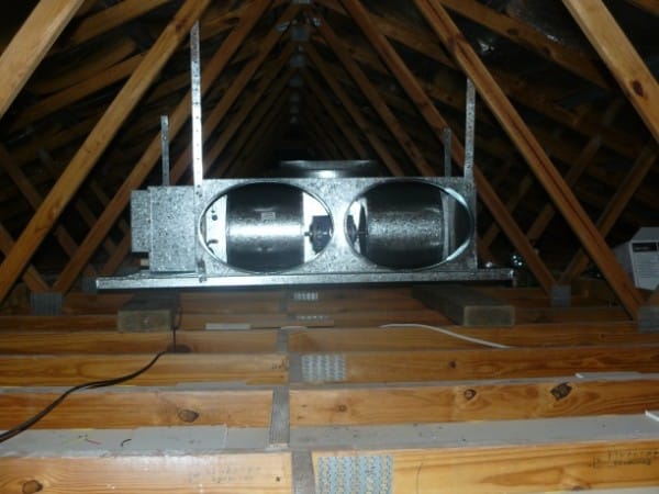 king posts prevent the indoor unit of the ducted air conditioning system from being suspended