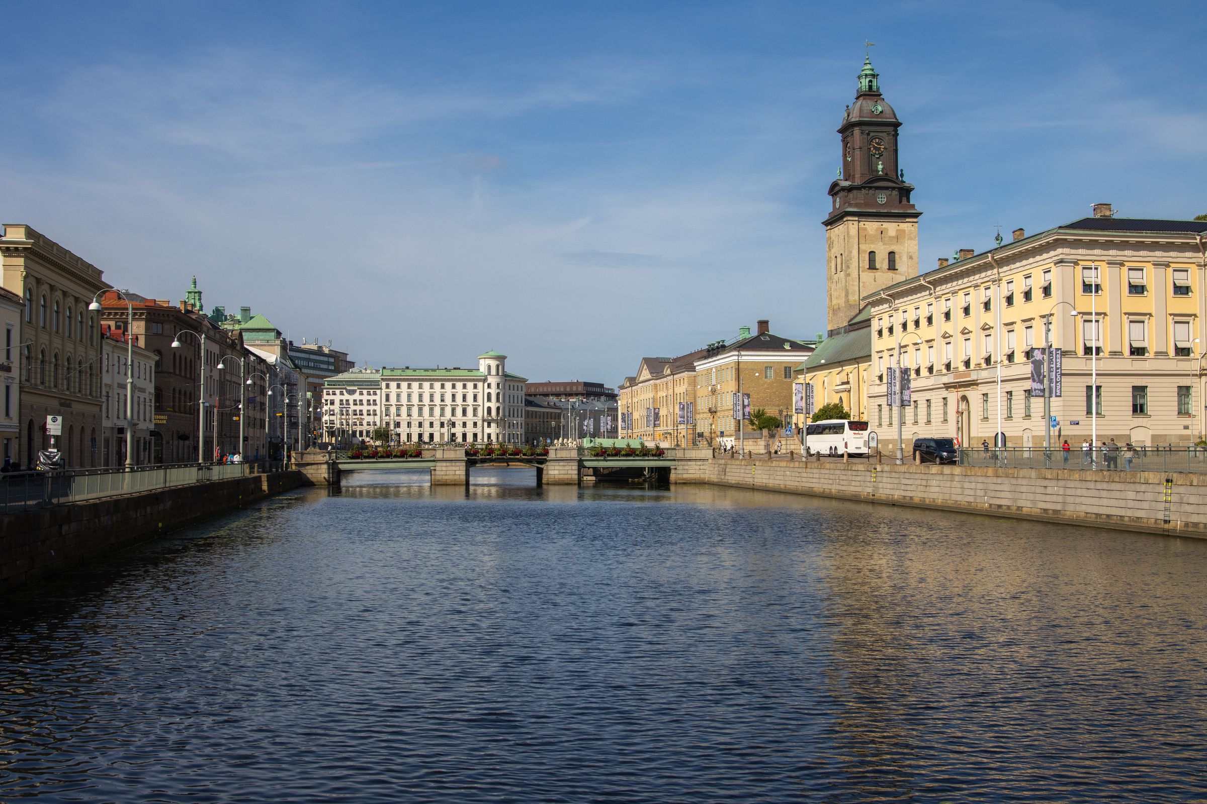 Stora Hamnkanalen i Göteborg med Tyska kyrkans torn