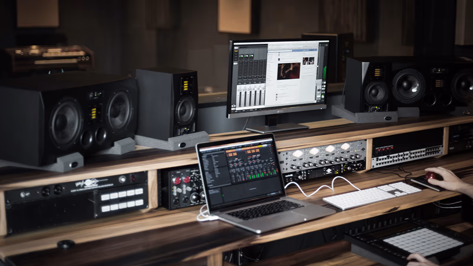 Loopcloud vs Sample Focus: Is There a Better Way to Find Sounds?