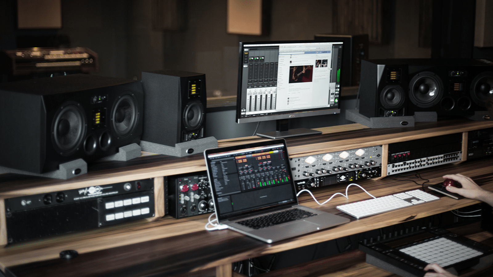 Loopcloud vs Sample Focus: Is There a Better Way to Find Sounds?