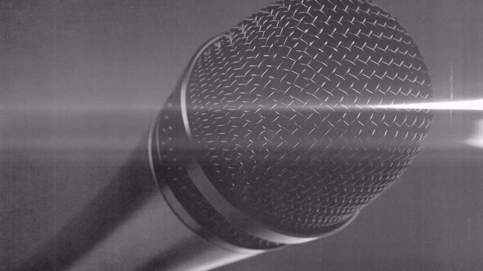 6 Best GarageBand Plugins to Level Up Your Tracks in 2025