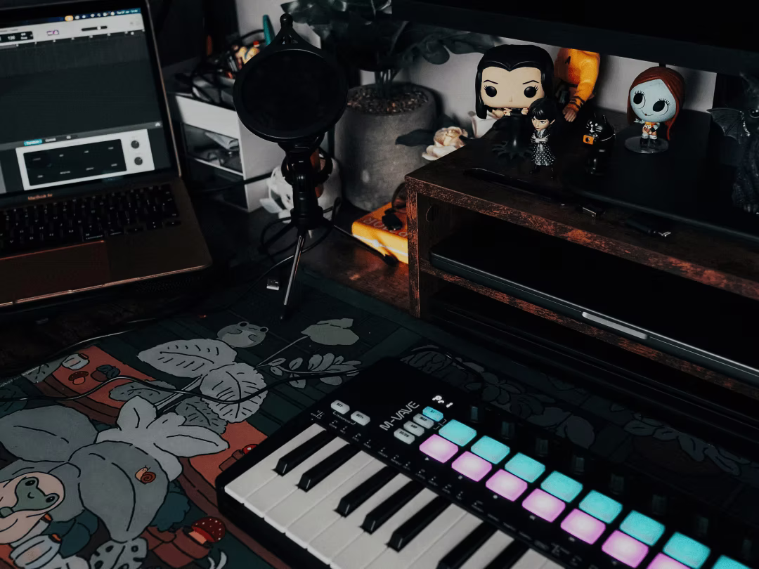 10 Best Plugins for Making Hyperpop in 2026