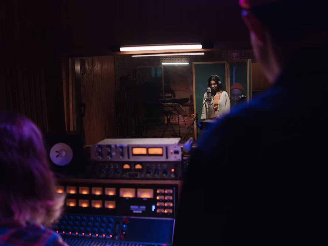 Rod Wave Type Beat: Melodic Elements and Production Tips