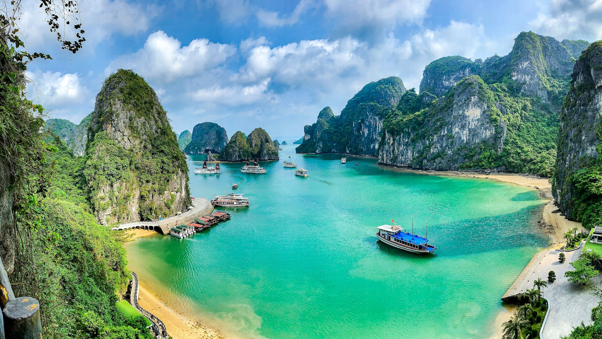 Ha Long Bay
