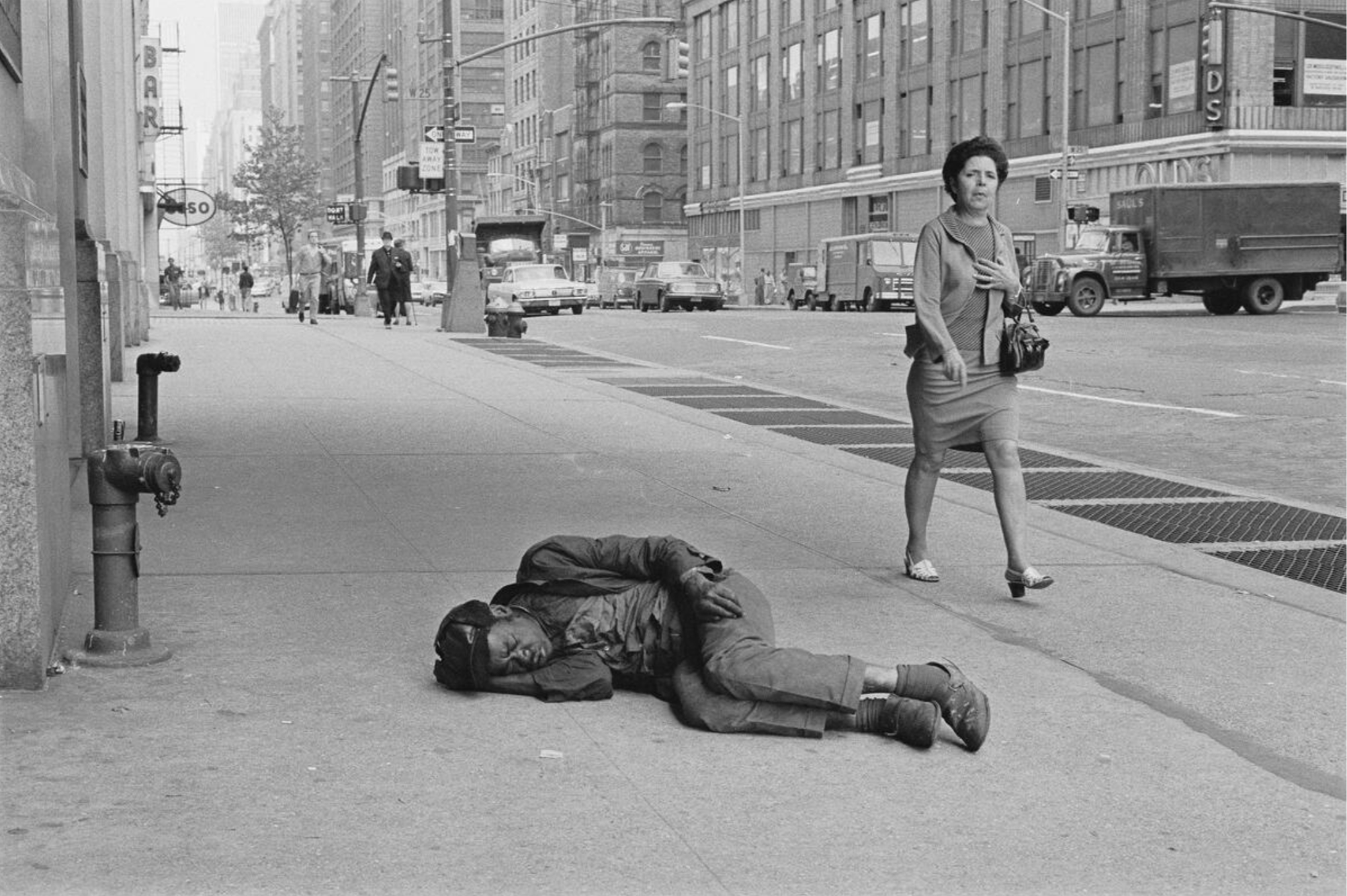 Rue de New-York. Photographié par ERNEST COLE.