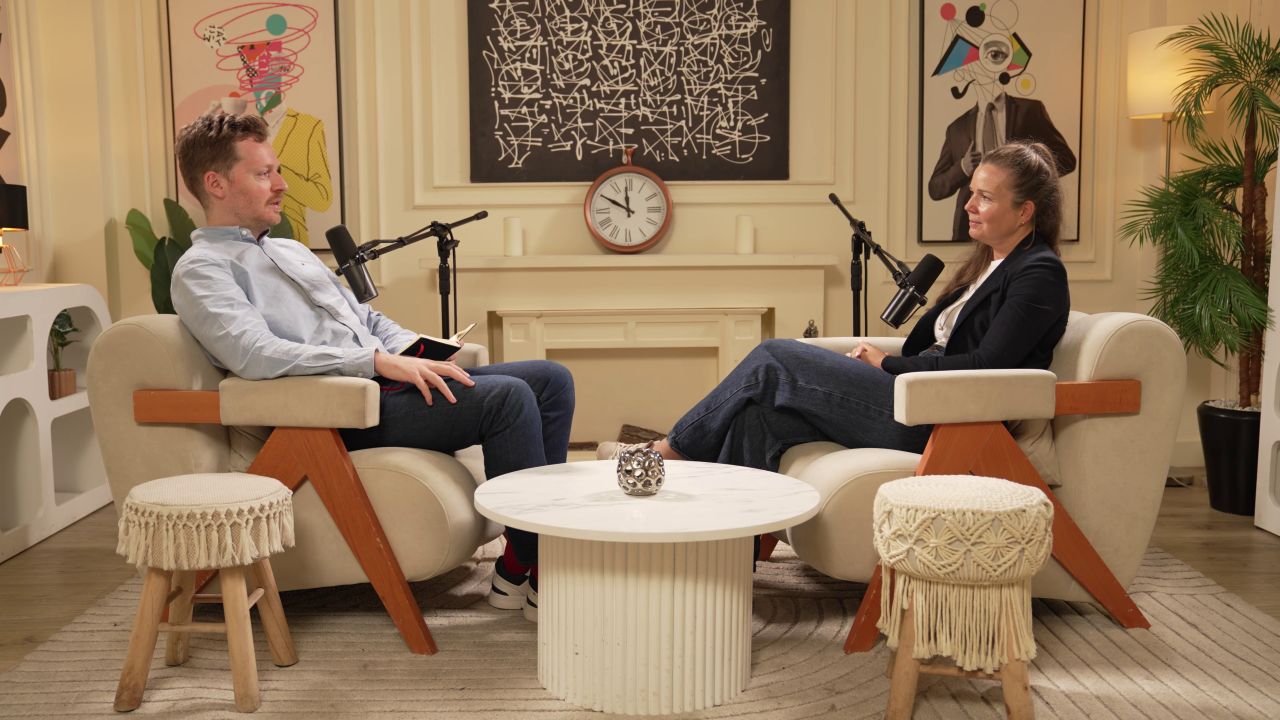 Sophie, fondatrice de Move to Casa, en interview avec Lorenz VALOT dans le podcast Les Clés du Maroc, sur l'installation des expatriés et MRE à Casablanca.