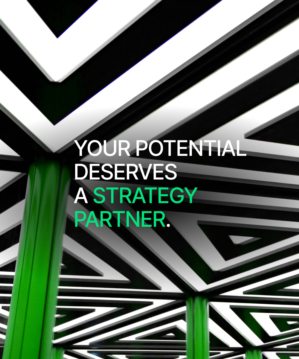 Geometric black and white pattern with green columns symbolising structure, focus, and breakthrough strategy in Turn Heads Global mentorship.