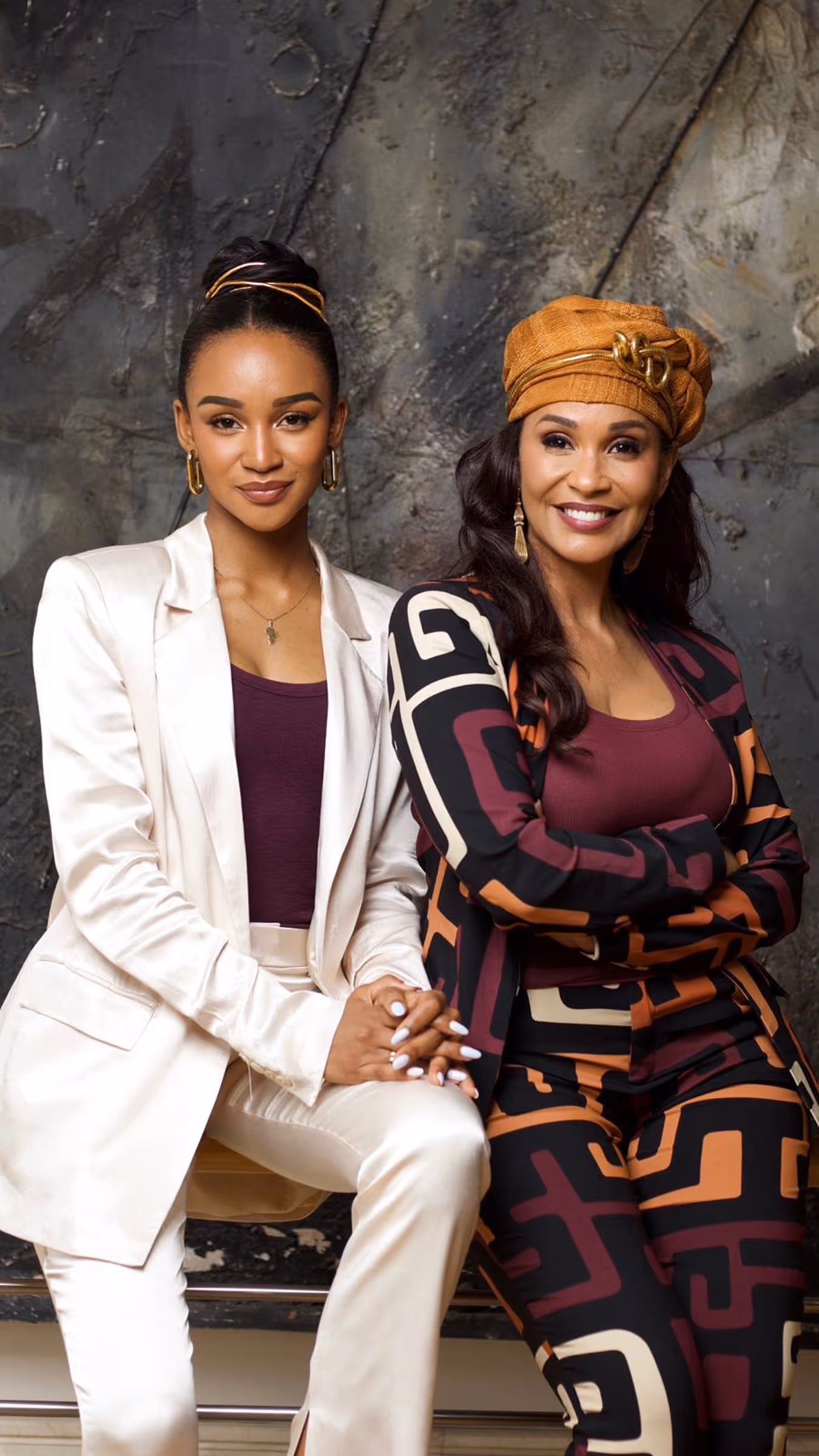 Mweya GroupMweya Group - The team behind - The team behind