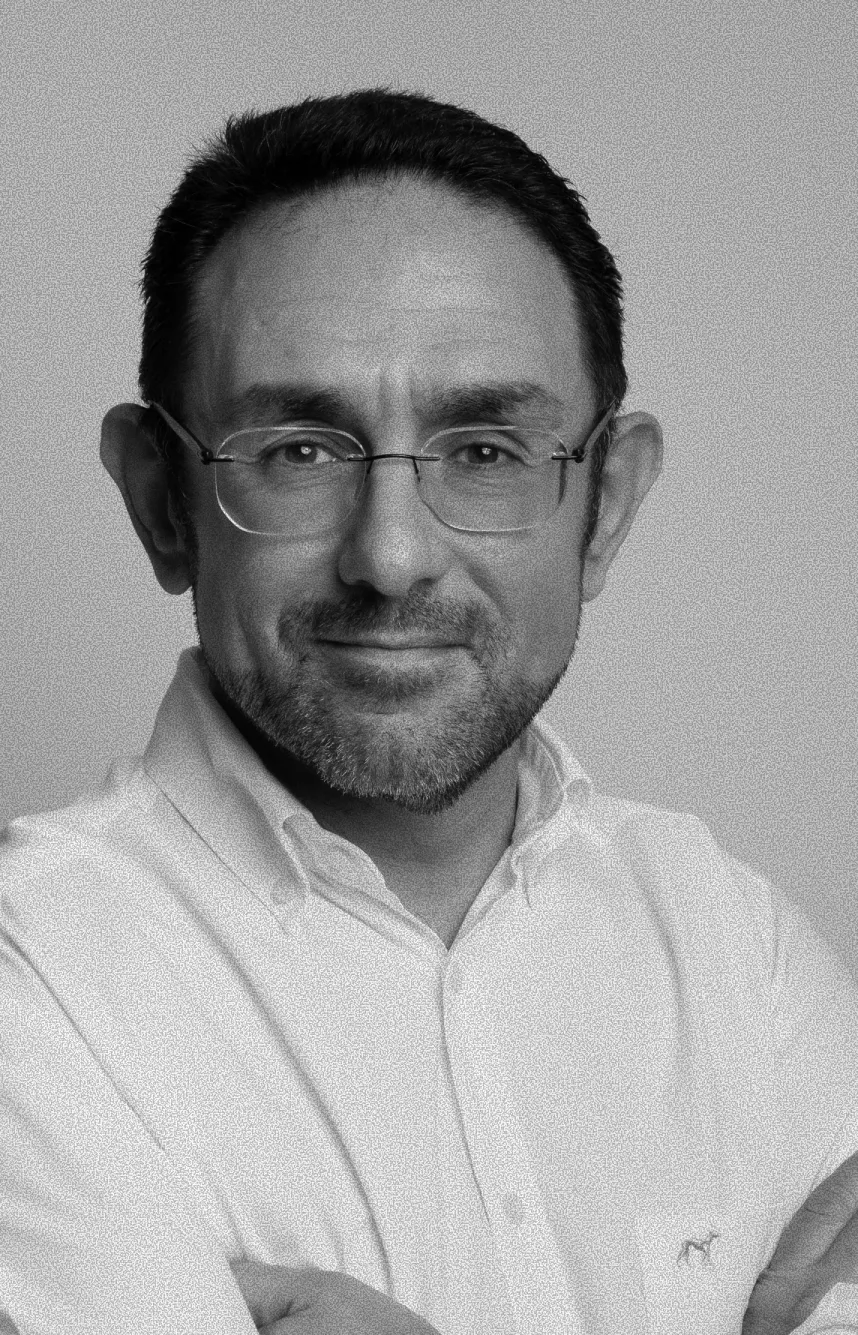 André Carvalho
Founder & CEO
Hyphen