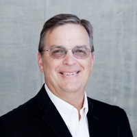 headshot image of Bill Hooper