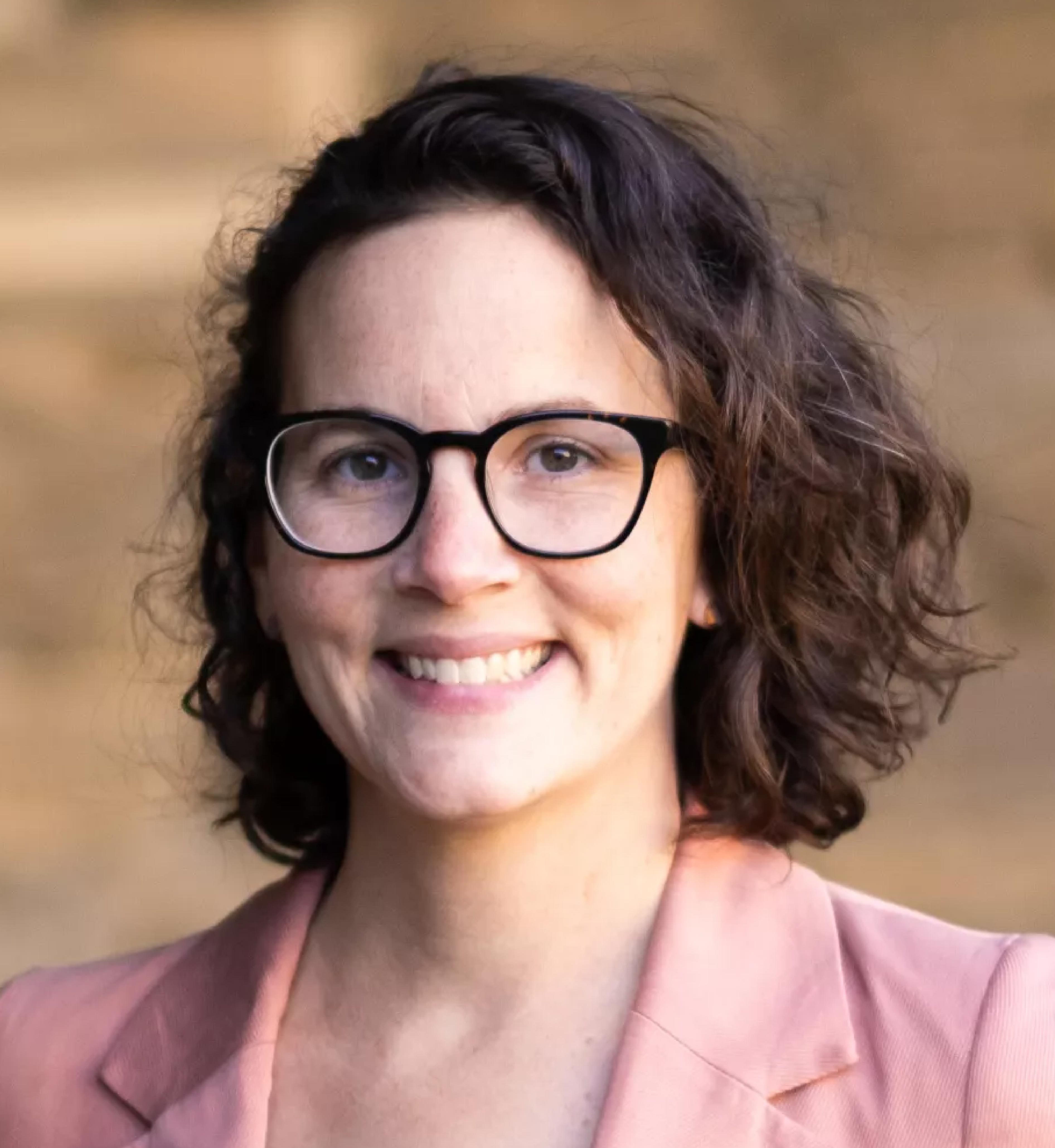 headshot image of Jessica Vitali