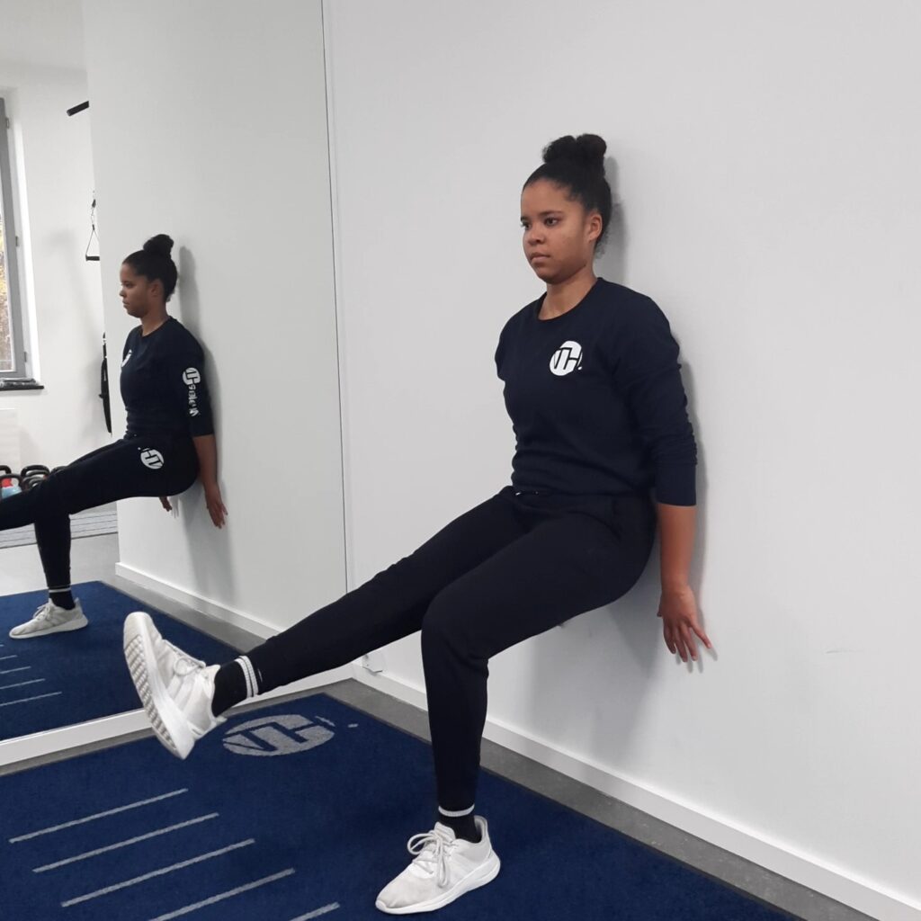 Skigymnastik - Wandsitzen