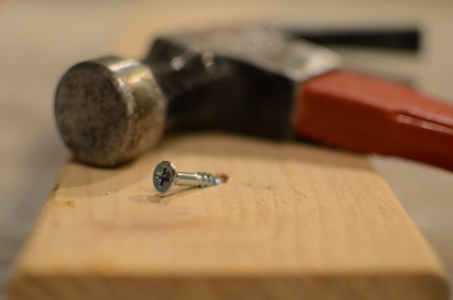 Hammer and screw Hammer and screw, photo by by justinbaeder