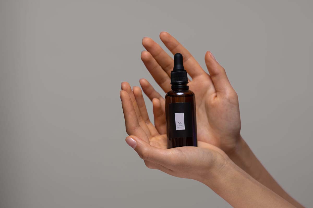 Castor Oil Serum for Eyelash & Eyebrow Growth 