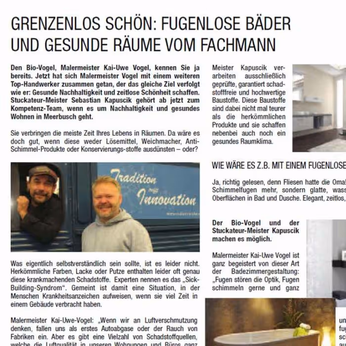 German article about seamless bathrooms and healthy rooms featuring a photo of two smiling men in front of a blue door with the words 'Tradition with Innovation'.