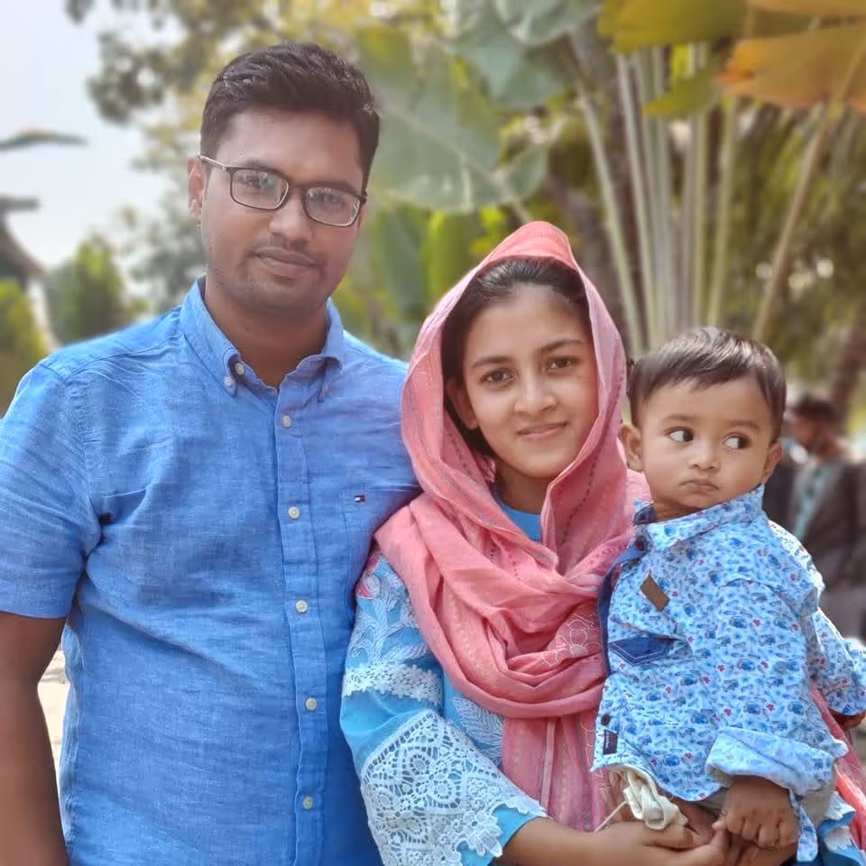 Web designer Tawhidul Noman giving a confident smile for portfolio