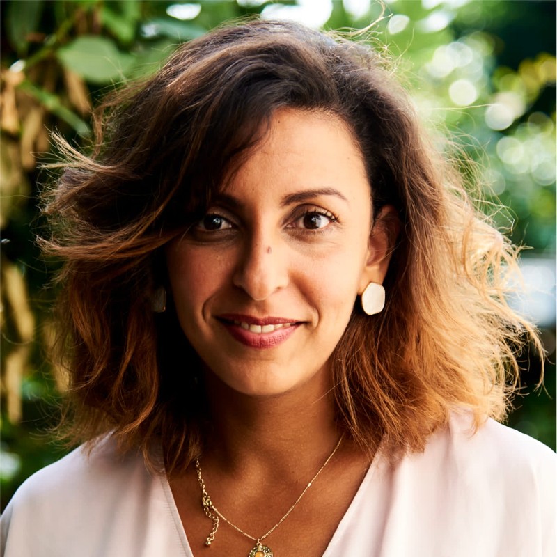 [headshot] image of customer (for a construction company)