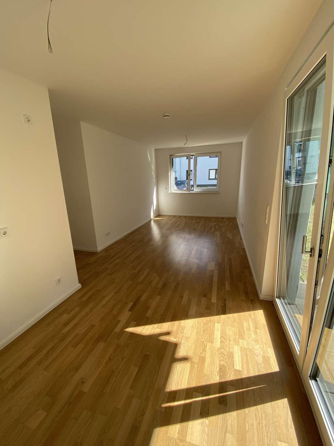 Wohn und Essbereich3