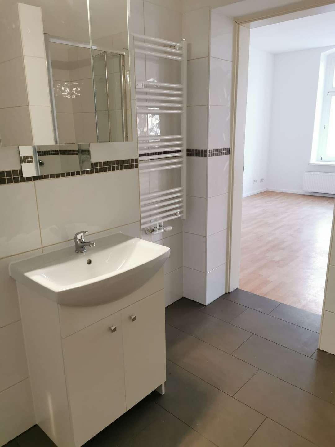 Badezimmer mit Handtuchheizkörper