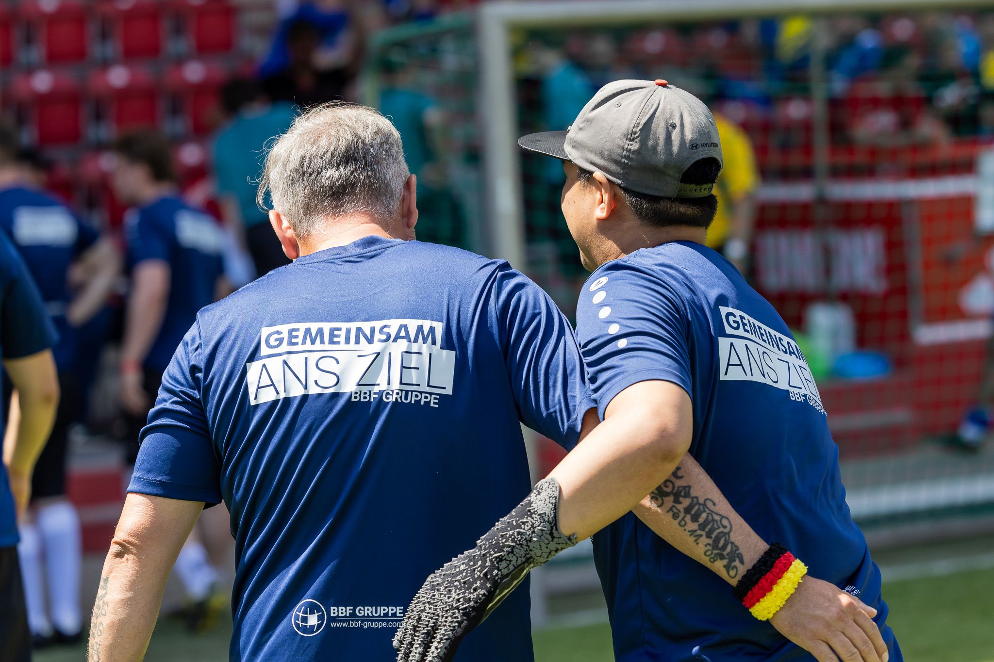 Keine alternative Textbeschreibung für dieses Bild vorhanden