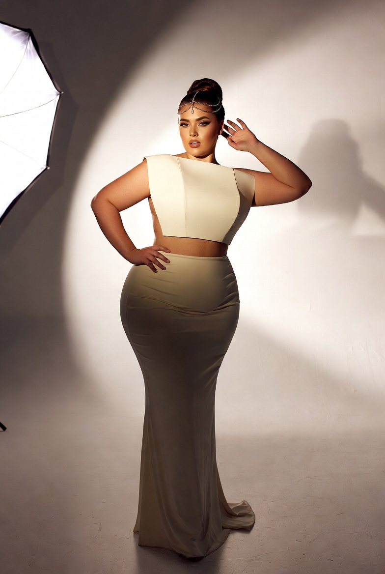 [digital project] image of project on a mobile device (for a ar/vr)