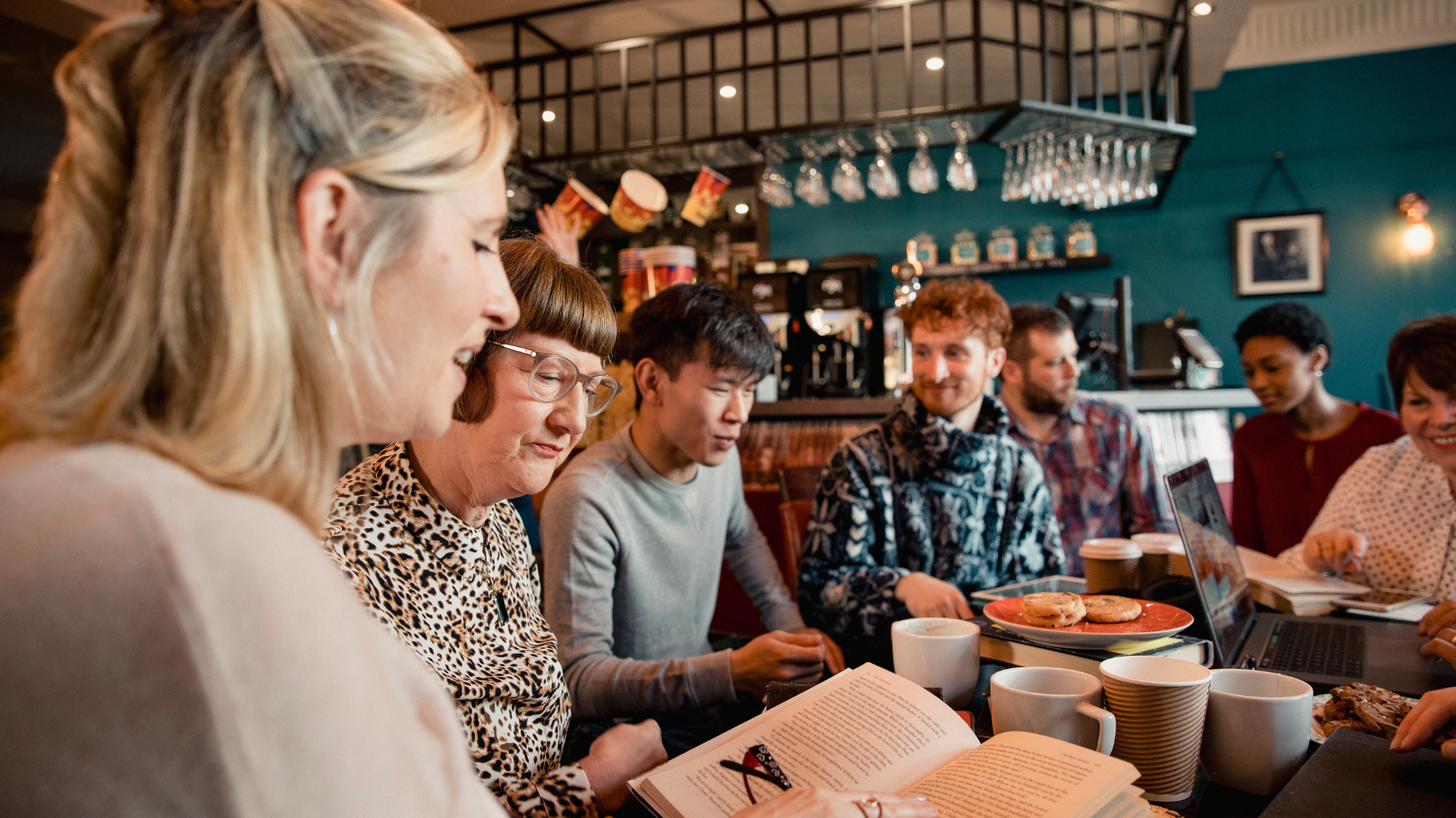 La Journée internationale du livre : célébrer la diversité littéraire et la pensée critique