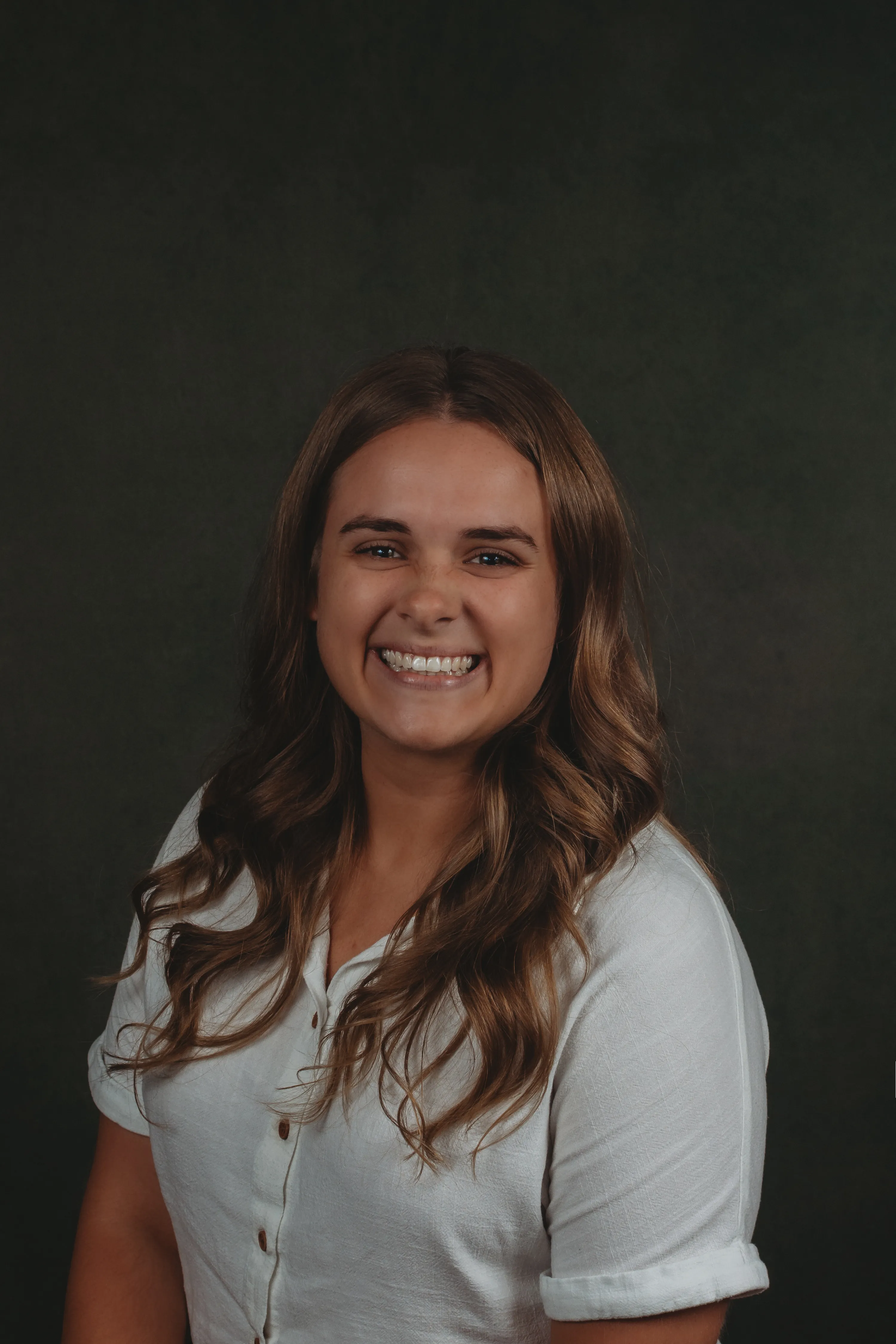 Portrait picture of Tracey Heneveld