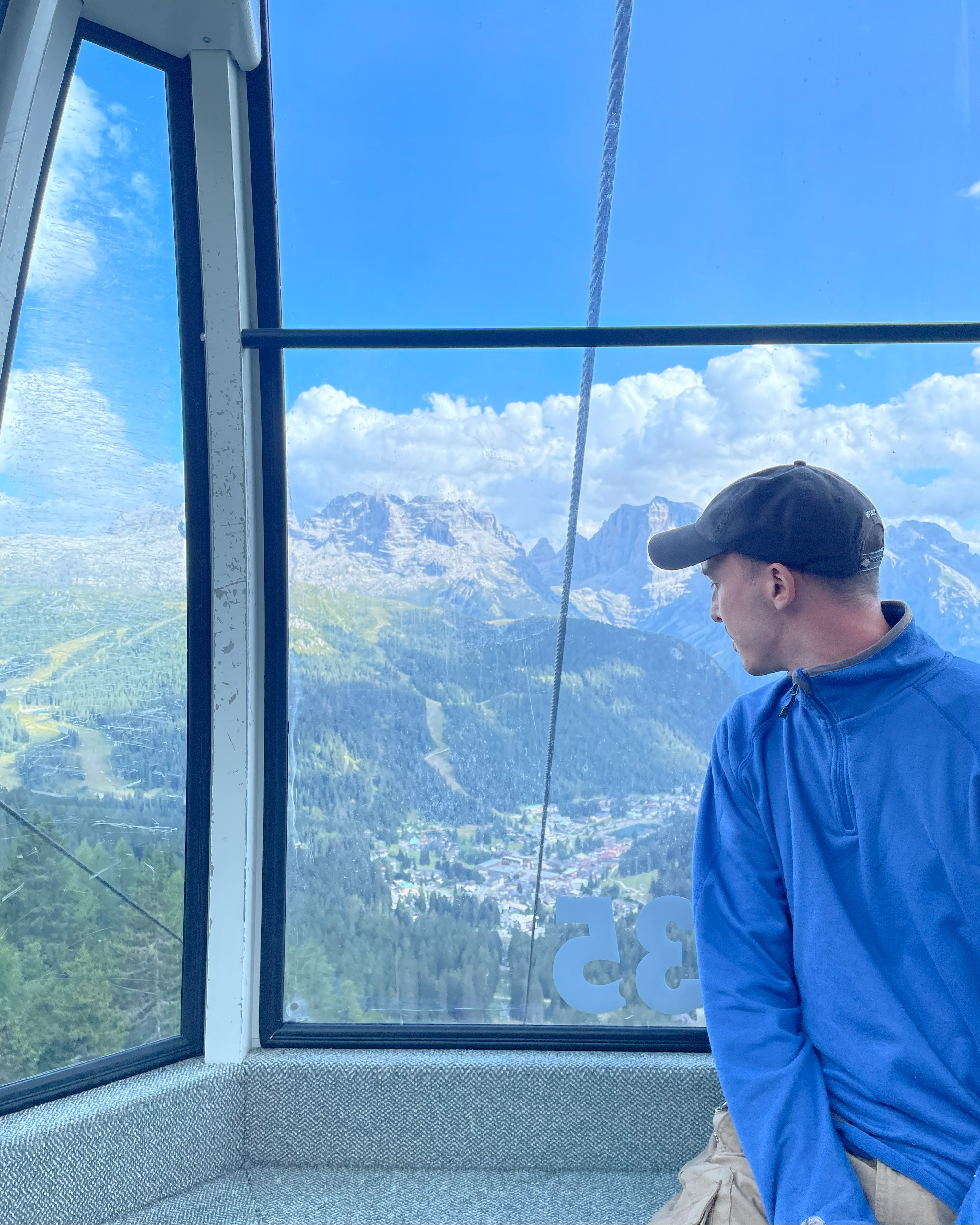 image of holistic health consultations (for an acupuncturist)