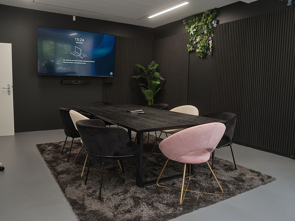 Image of meeting room