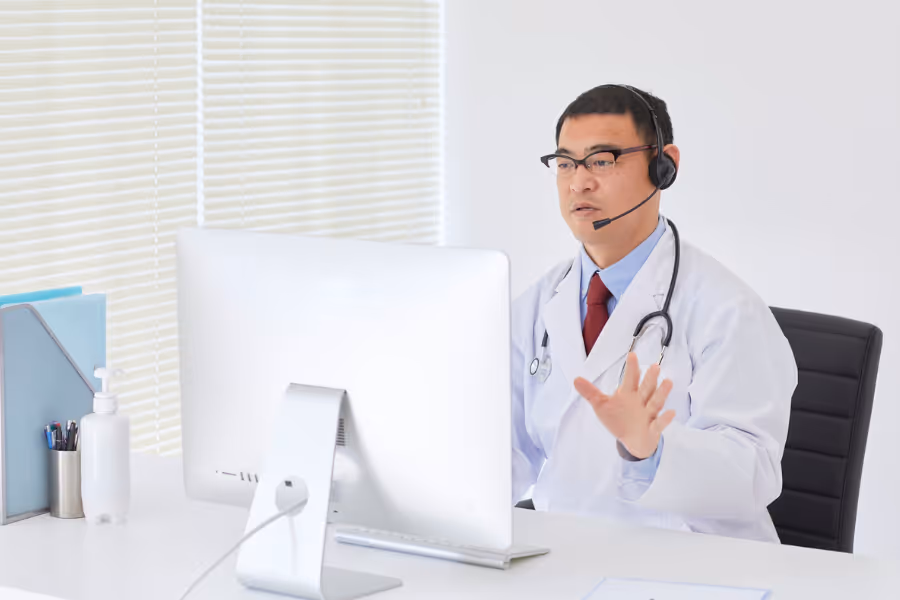 Orthopedic surgeon offering virtual limb lengthening consultation