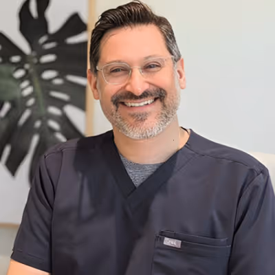 Surgeon Darren Lazare profile picture