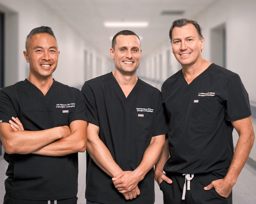 Trois chirurgiens de l'équipe de la Clinique HG (Benny, Laflamme, Nguyen)