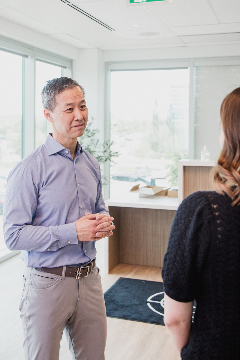 Dr. Ian Lo consulting with patient at Gateway Surgery