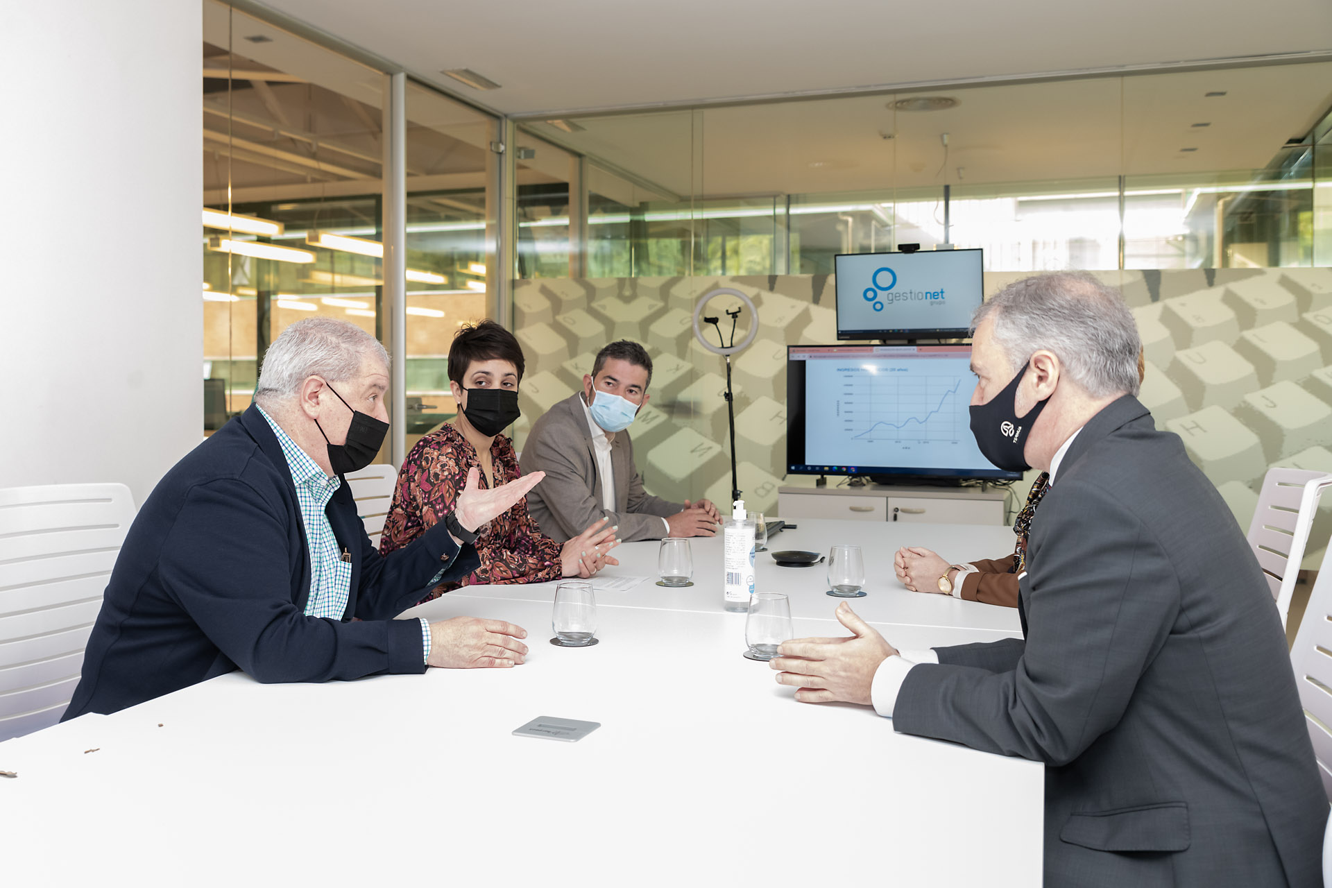 Urkullu nombra a Gestionet como ejemplo de transformación digital