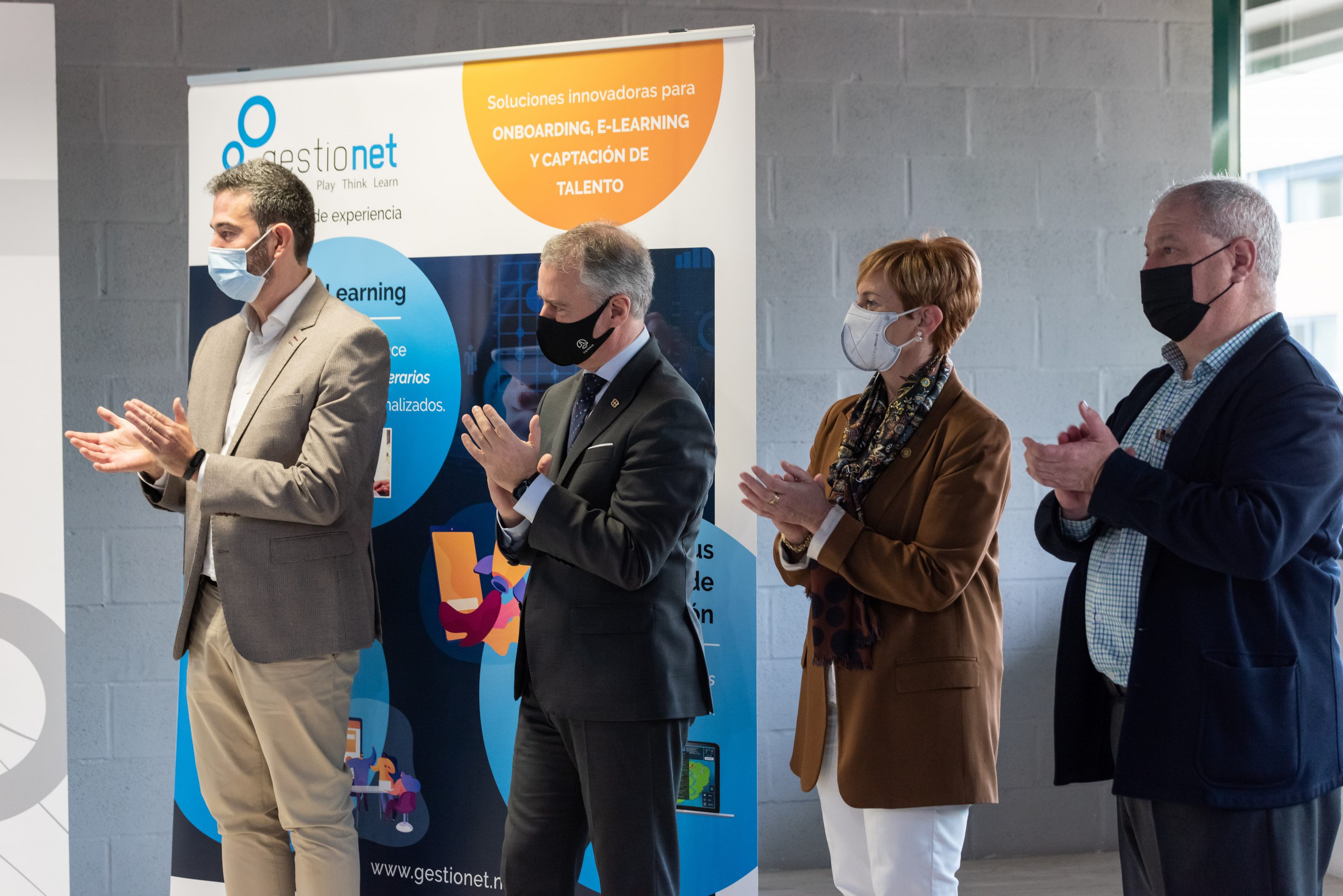 Urkullu pone a Gestionet como ejemplo de transformación digital