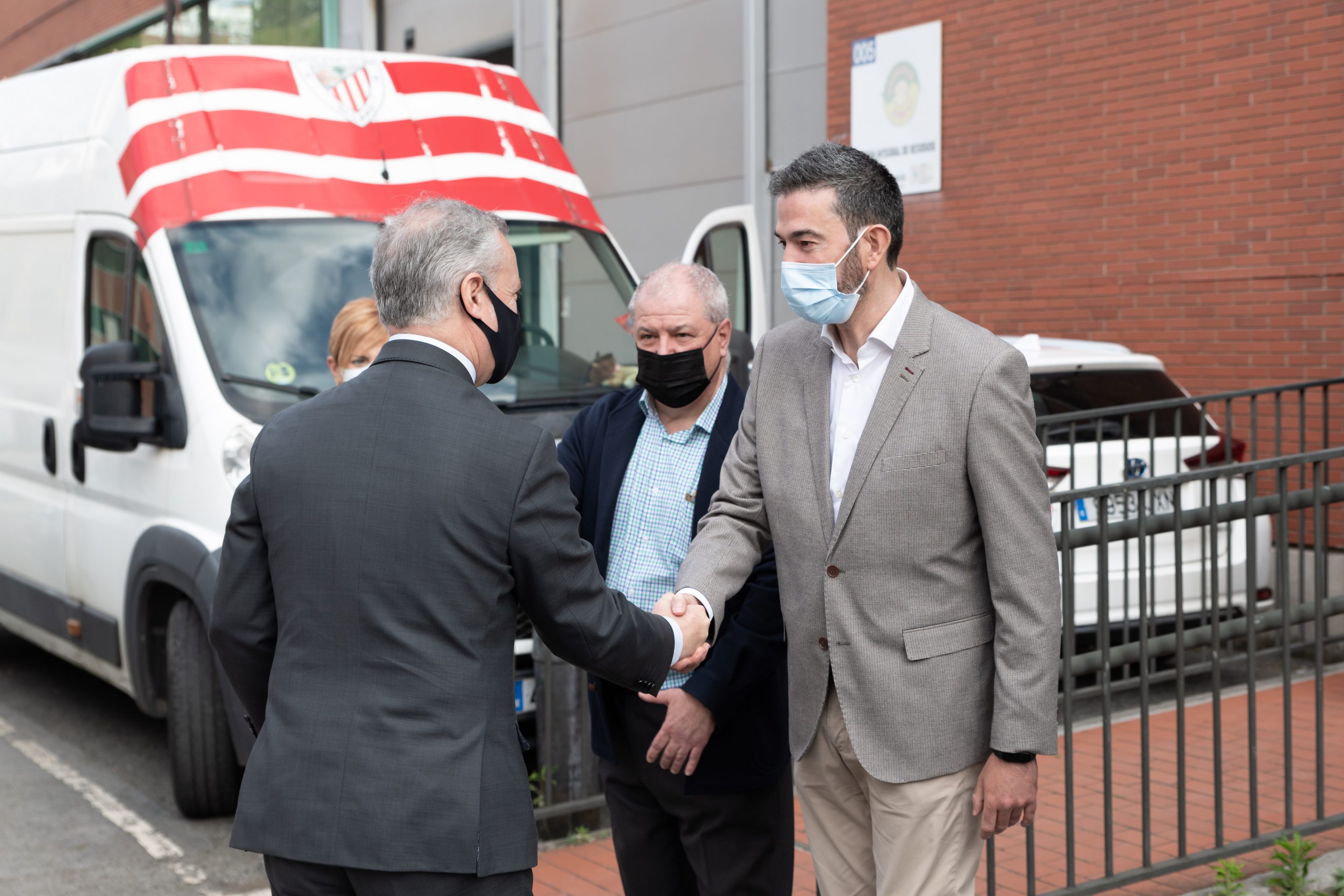 Iñigo Urkullu y Arantxa Tapia visitan Gestionet