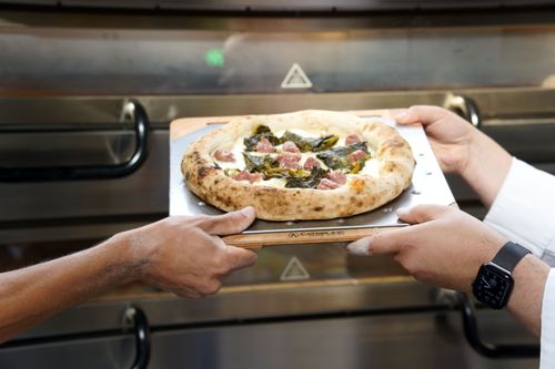 A neapolitan pizza from Vesuvio Clonmel