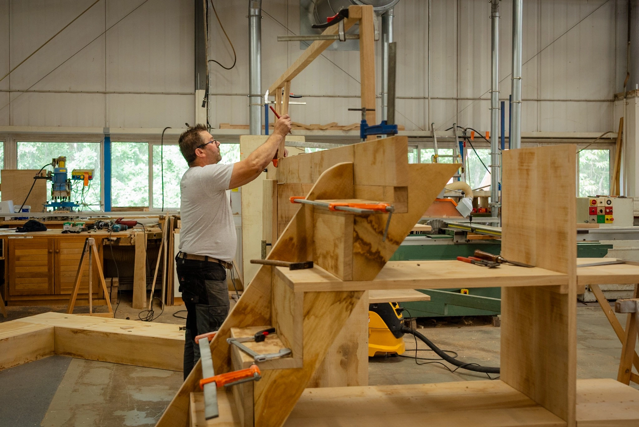 Cabanes en construction chez Sologne Menuiserie @Dorothée Piroëlle