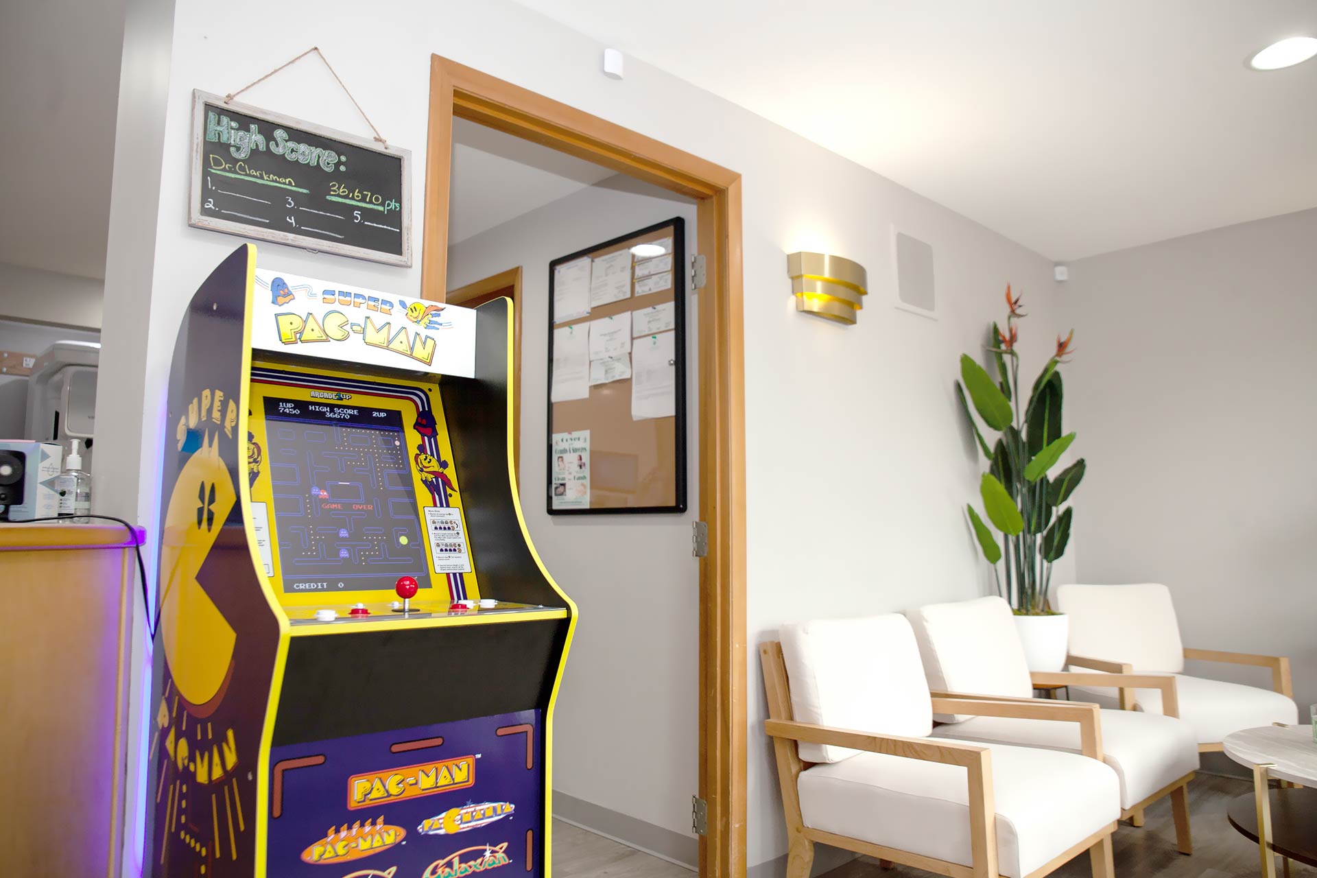 Roots Dental Waiting Area
