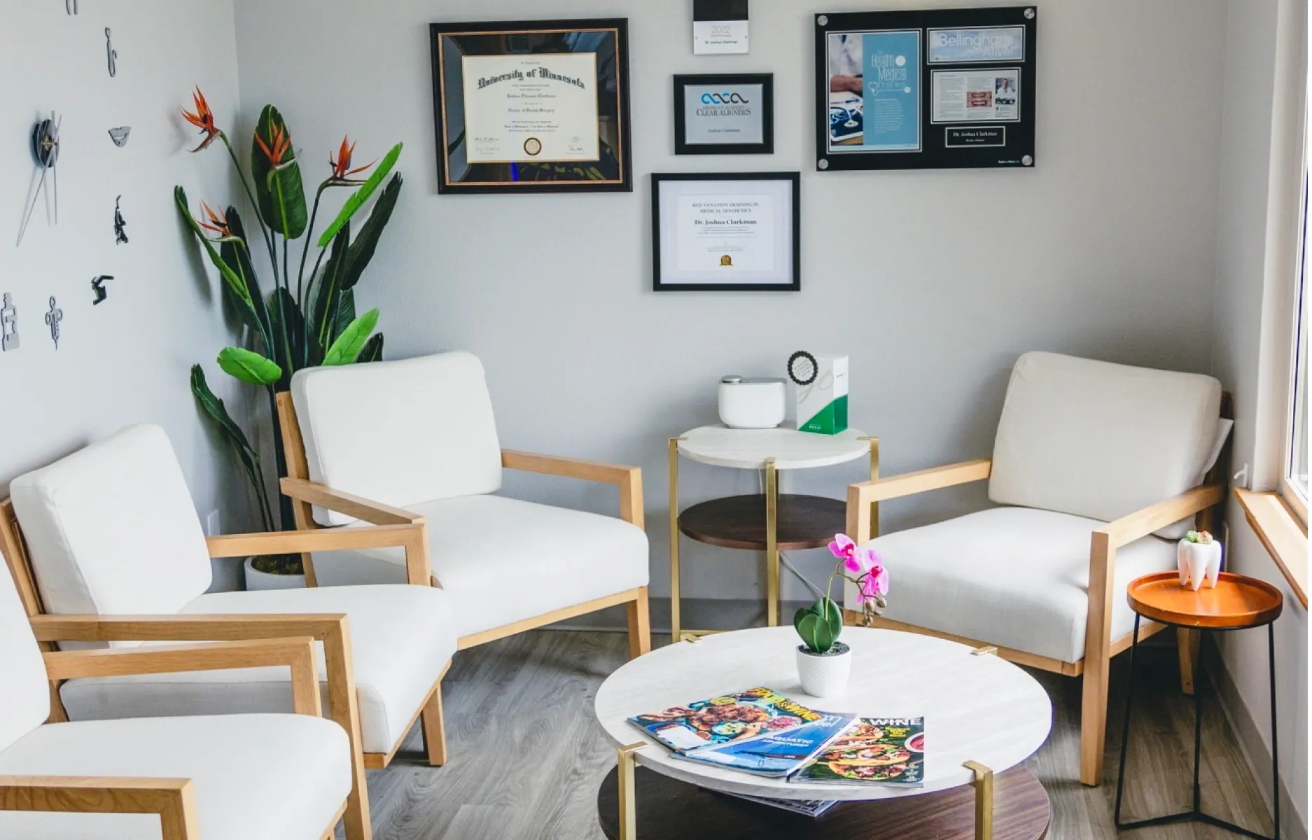 Roots Dental waiting area