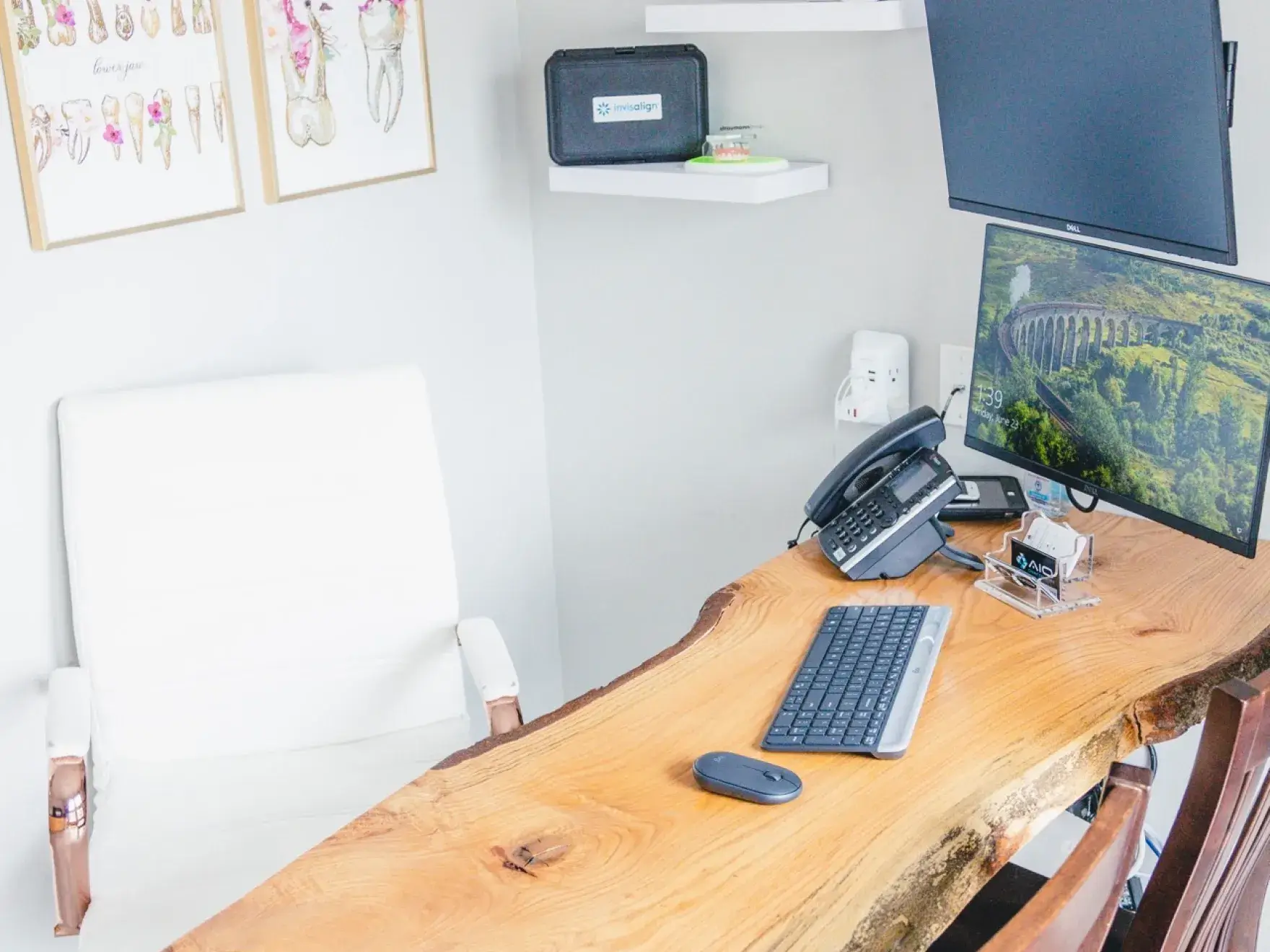 desk