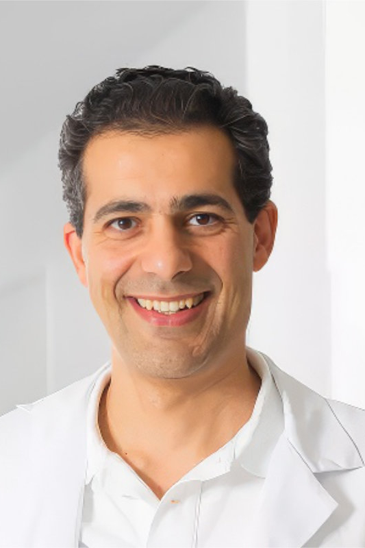 Herr Dr. Med. Sahba Enayati